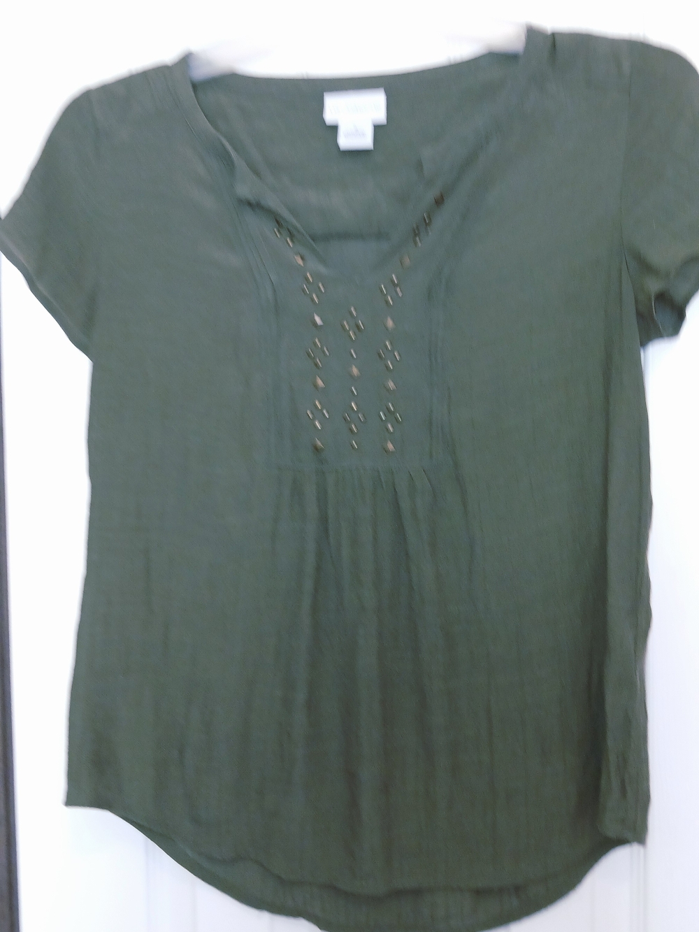Liz Claiborne live Green Short-Sleeve Embellished Women's Top